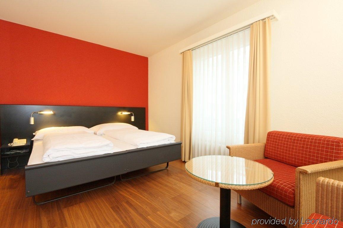 Ibis Styles Bern City Номер фото